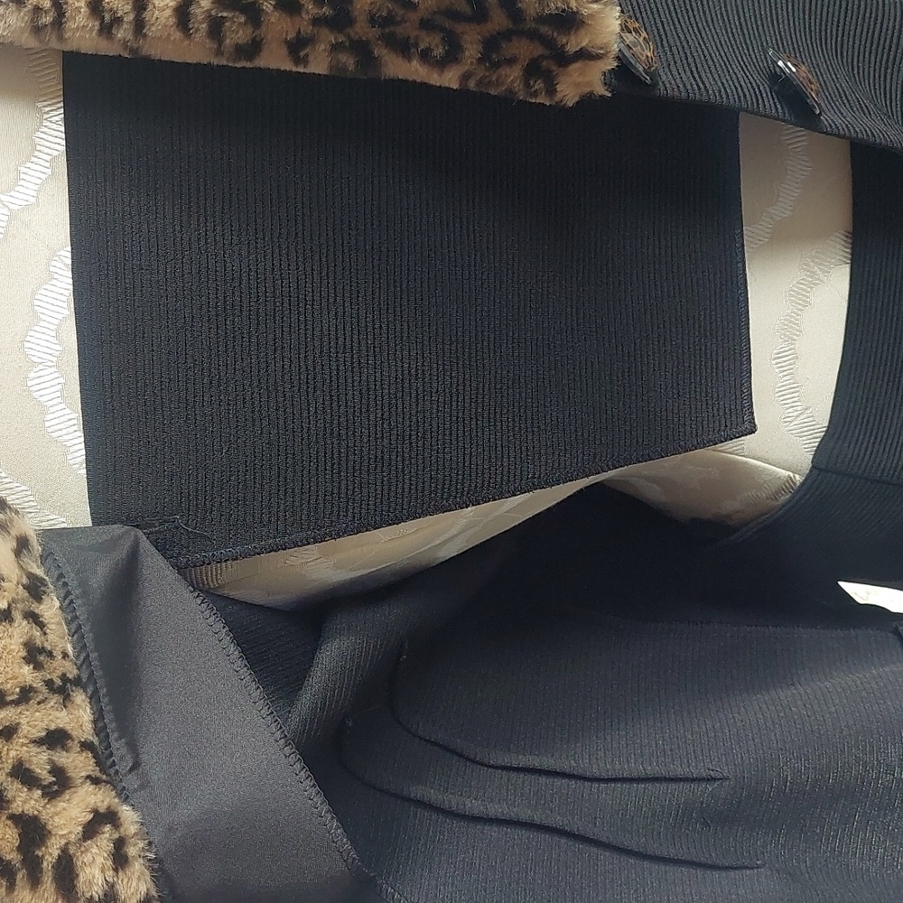 Cache Leopard & black skirt & jacket two-piece suit union made vintage size Med - Picture 8 of 16